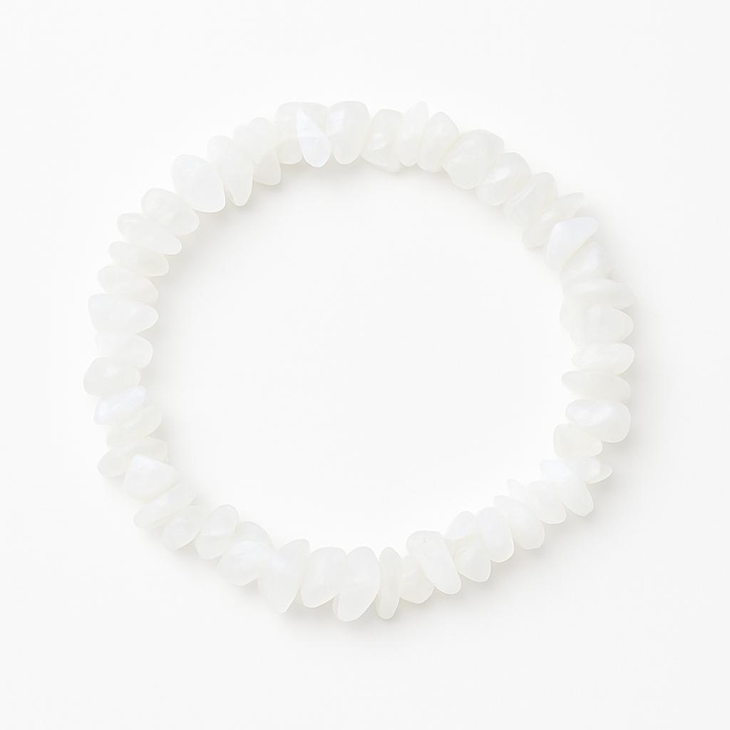 دستبند مون استون مهره چیپسی | شهود، آرامش درونی و انرژی زنانه