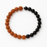 دستبند میکس تورمالین سیاه و رودراکشای بزرگ سوبی گالری