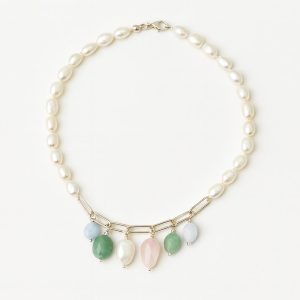 گردنبند مروارید با آویزهای سنگی