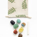 پک اقتصادی هفت چاکرا + یک عدد سنگ سلنایت هدیه