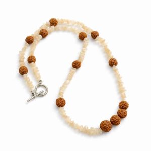 گردنبند رودراکشا و سان استون