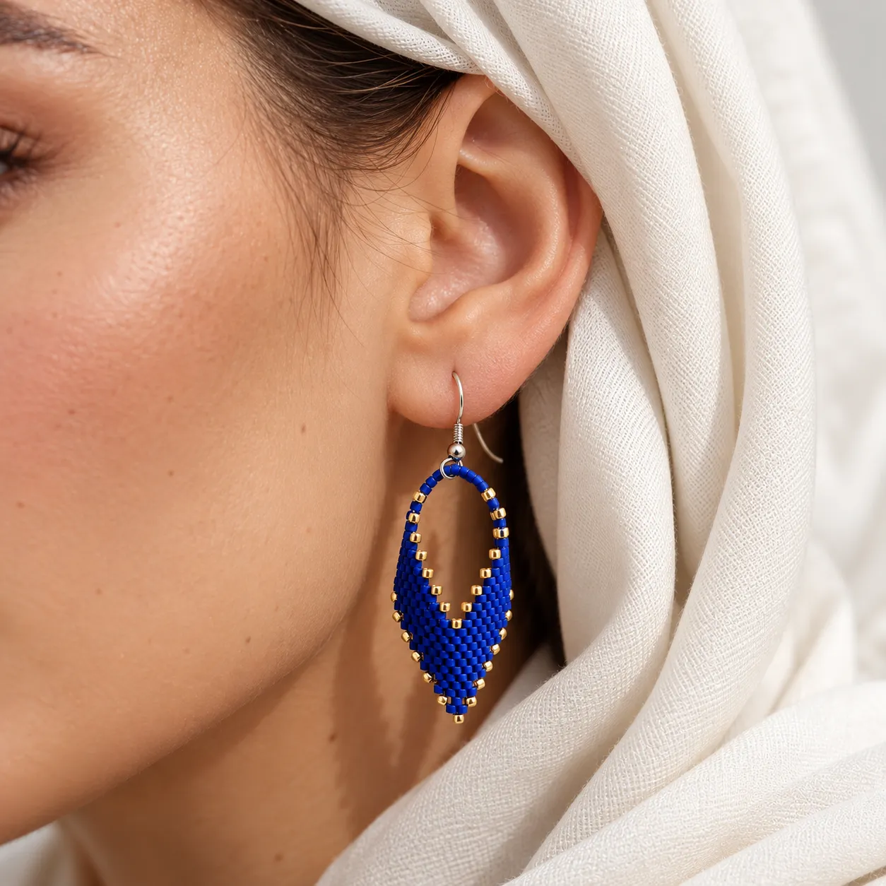 گوشواره میوکی لاجوردی دستساز سوبی گالری